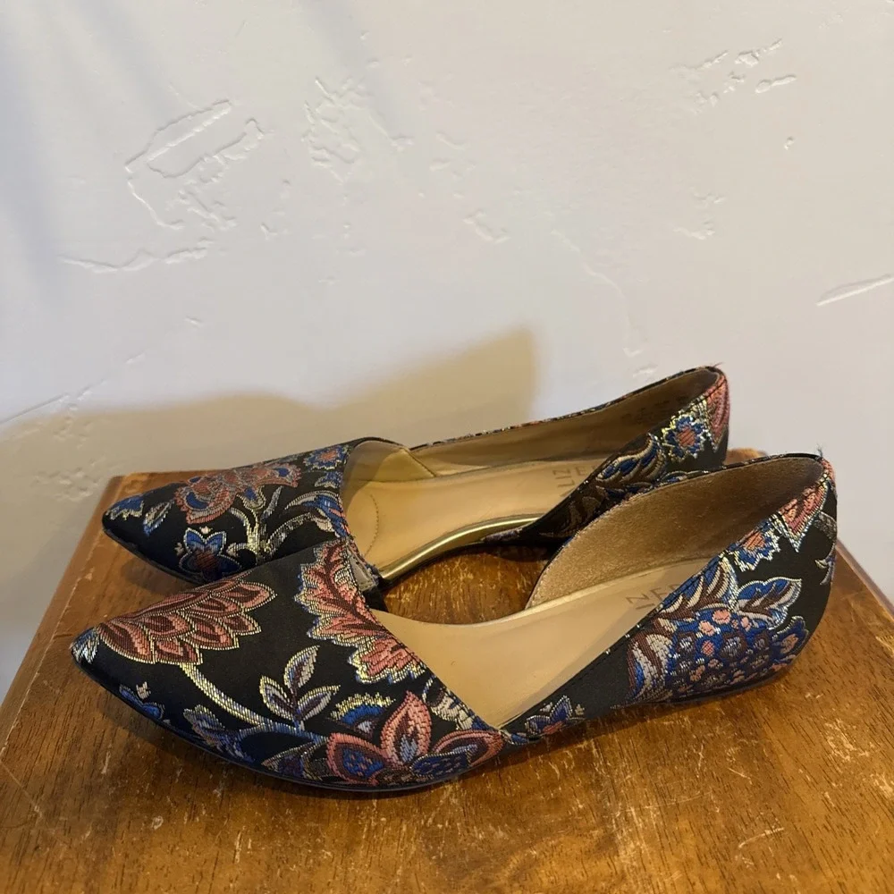Naturalizer Samantha Half d'Orsay‎ Flat Black Metallic Floral Embroidered Size 6